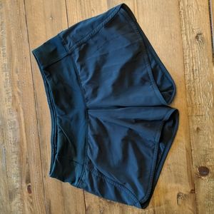 Lululemon Speed Up Mid-Rise Lined Short 4" Size 2 Black